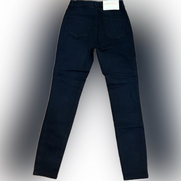Giselle V. SZ 7 Black 5-pocket stretch skinny jeans, waist 27”-29”, inseam 29” - Picture 2 of 4